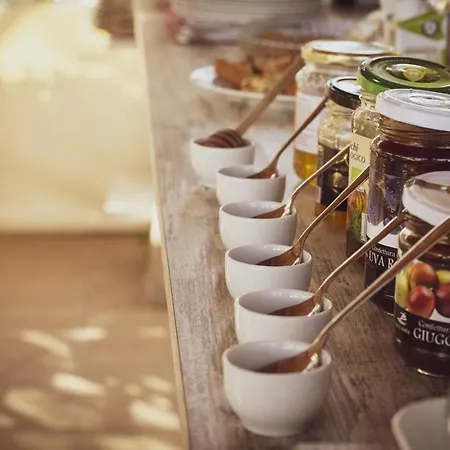 Il Mandorlo - E Azienda Agricola Ferrato