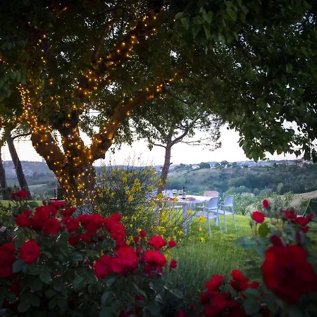 Il Mandorlo - E Azienda Agricola Ferrato Bauernhof
