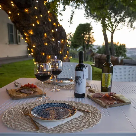 Il Mandorlo - E Azienda Agricola Ferrato Bauernhof