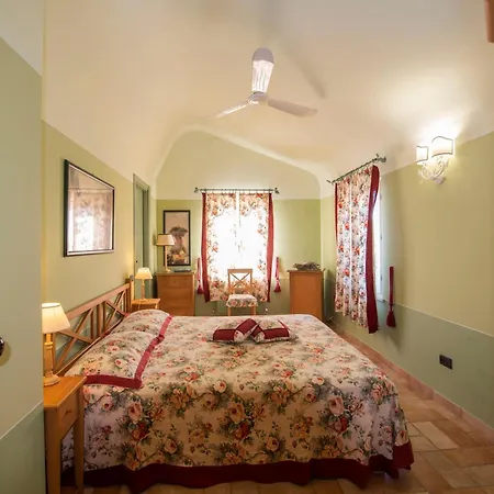 Bauernhof Il Mandorlo - E Azienda Agricola Ferrato