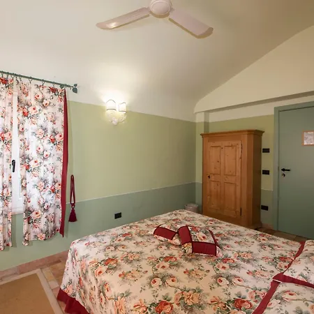 Bauernhof Il Mandorlo - E Azienda Agricola Ferrato *